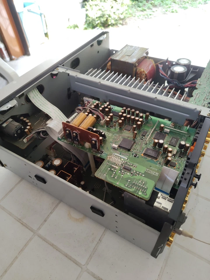 Amplificatore hi fi Ricevitore AV Sony STR-DB930 - Immagine 3 di 4