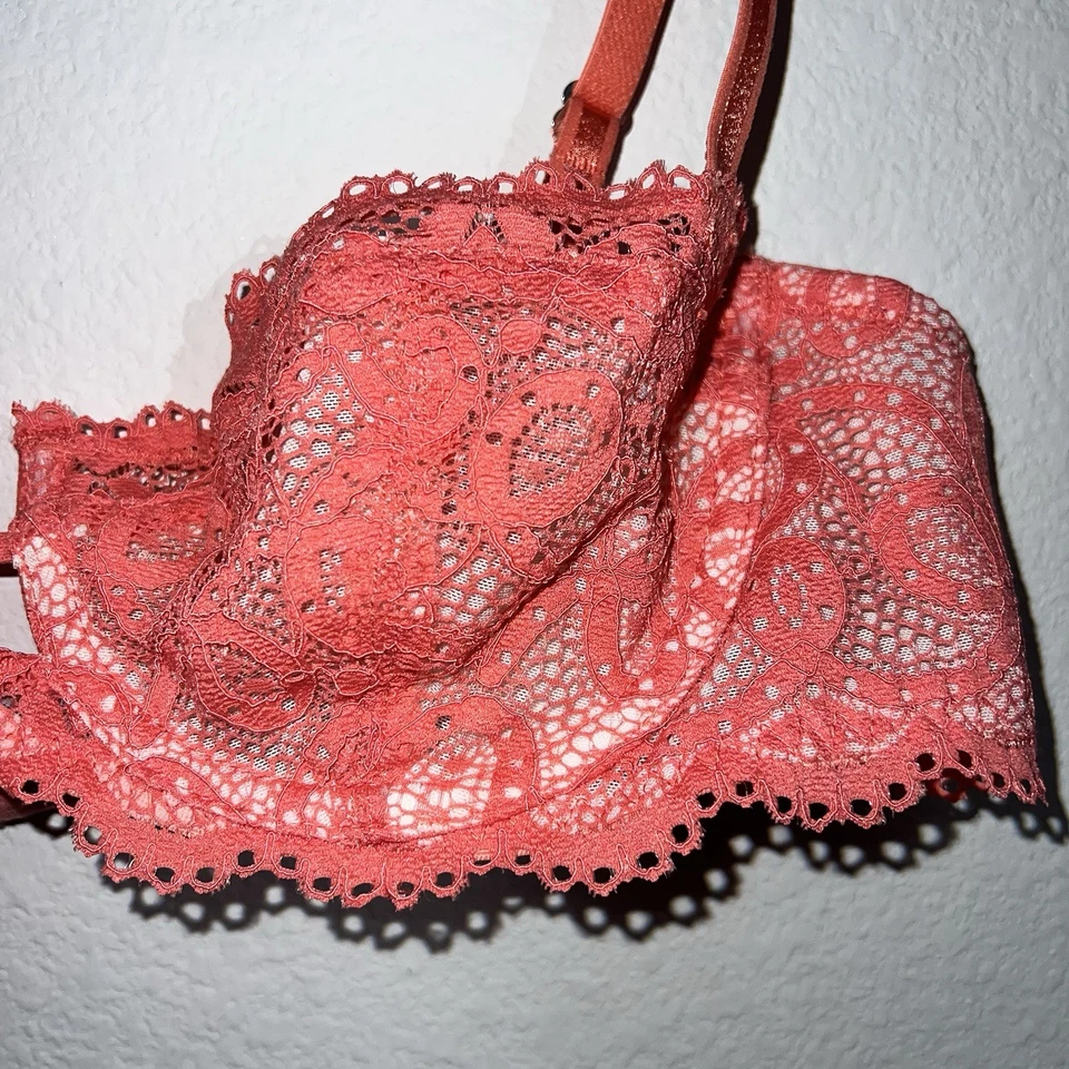 Vintage Fredericks Of Hollywood Bra 36B Womens Pink Lace Underwired Sheer No Pad - Image 3 of 4