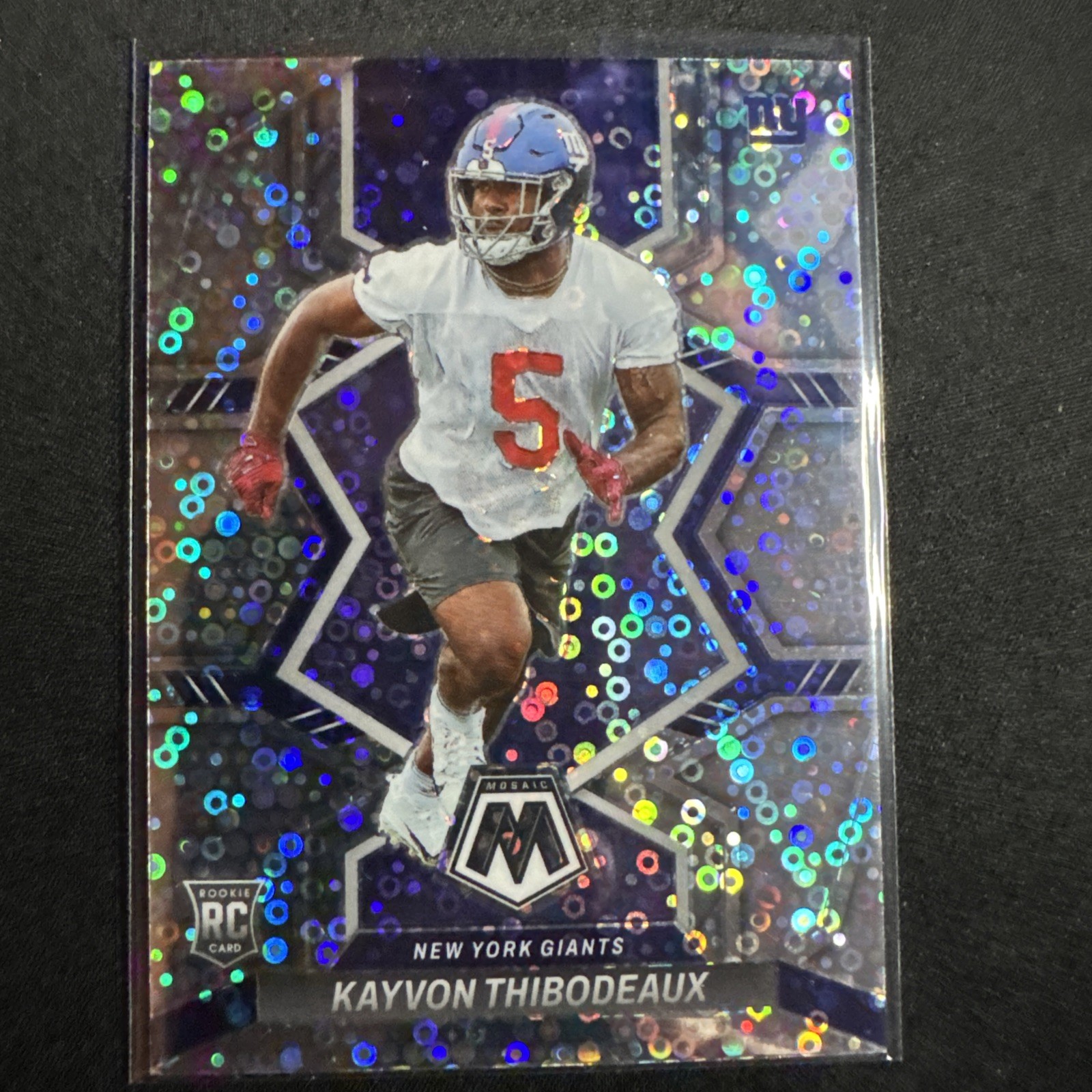 2022 Panini Mosaic - Rookies Kayvon Thibodeaux #344 No Huddle Silver (RC)