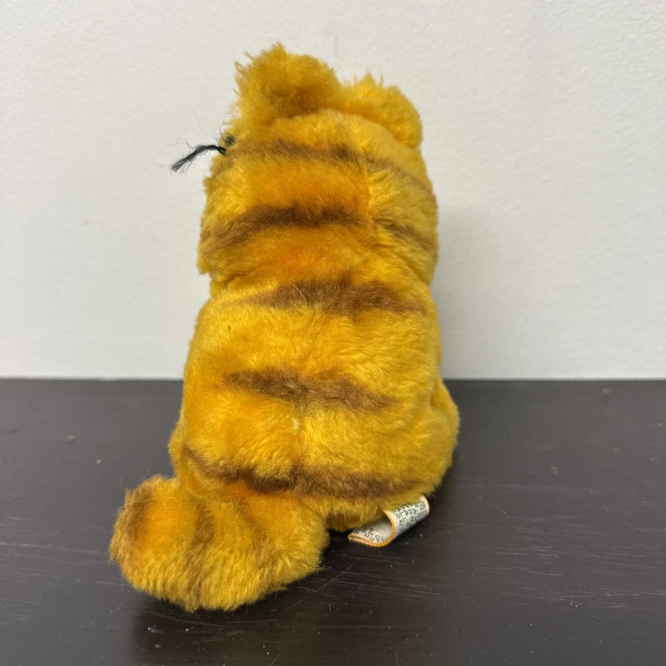 Dakin Garfield Cat Plush 5-inch Tiger Stripe Vintage Year 1981 Sitting - Image 3 of 4
