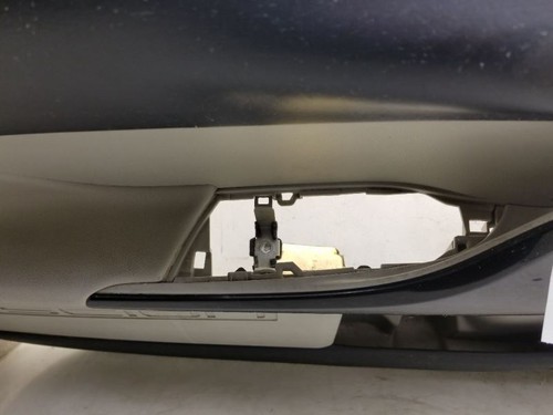 Montaje del panel de la puerta delantera del lado del conductor Scion IQ 2012 - Imagen 7 de 12