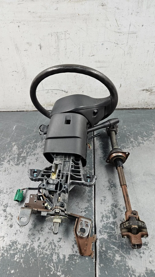 2003 03 04 Mercury Marauder Steering Wheel / Column / Key - *  #6832 D6 - Image 4 of 4