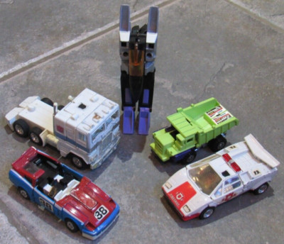 Lot of 5 VTG 1980's Transformers Skywarp Smokescreen Fire Chief Long Haul Magnus