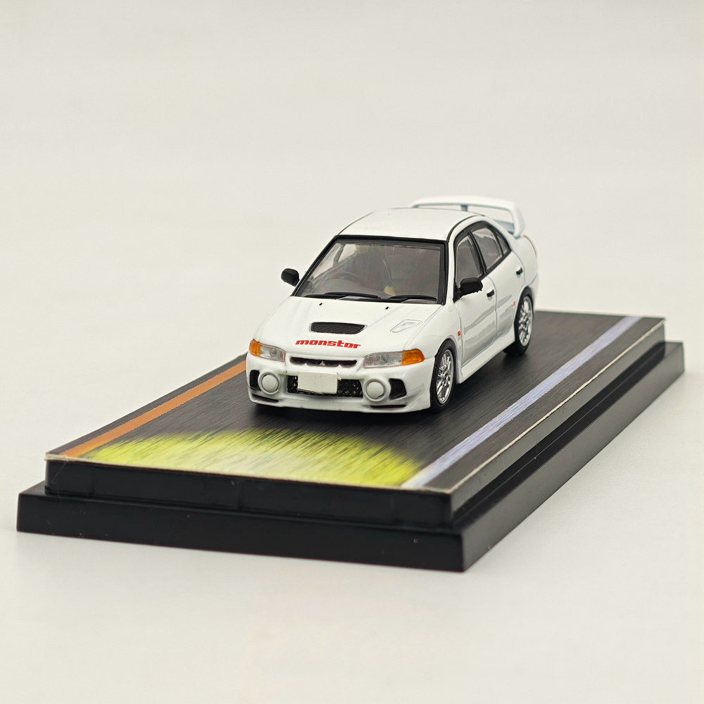 Hobby Japan 1/64 Mitsubishi Lancer RS Evolution IV INITIAL D White