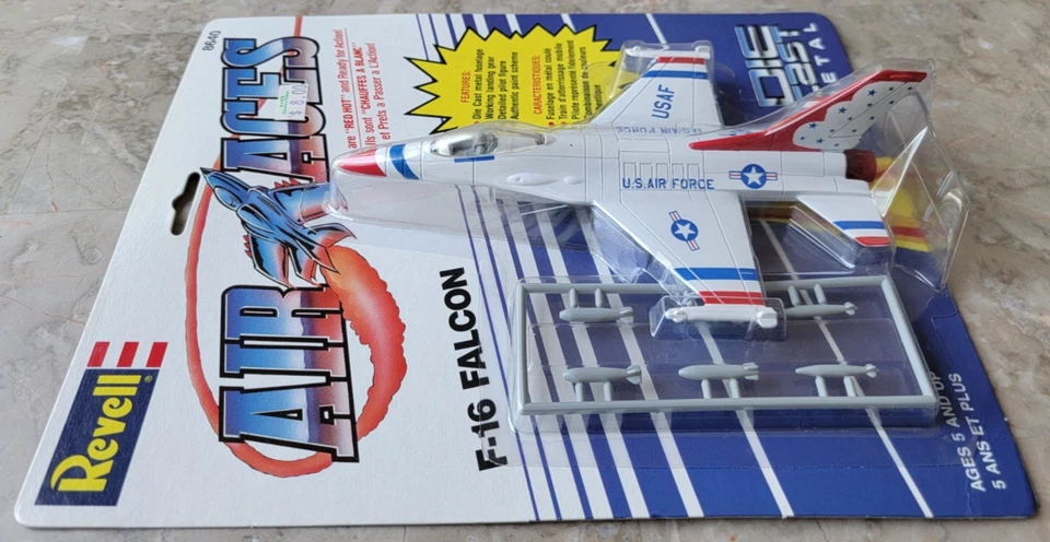 Vintage New 1990 Revell Air Aces Diecast USAF F-16 Falcon Military Fighter 8640 - Image 2 of 4