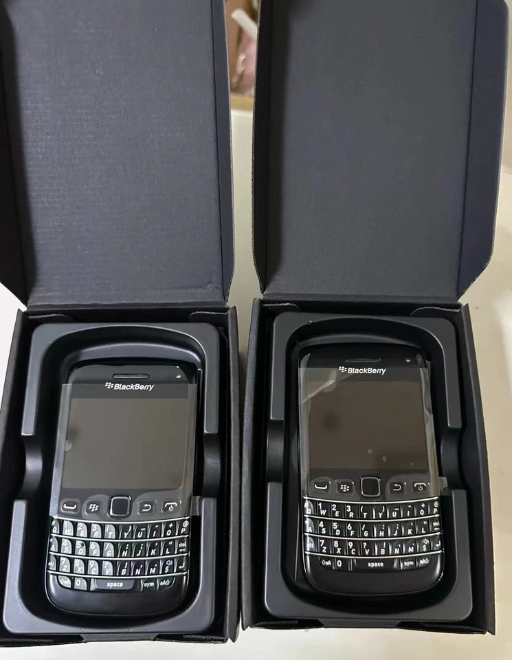 Unlocked Blackberry Bold 9790 8GB Black GPS GSM 3G QWERTY