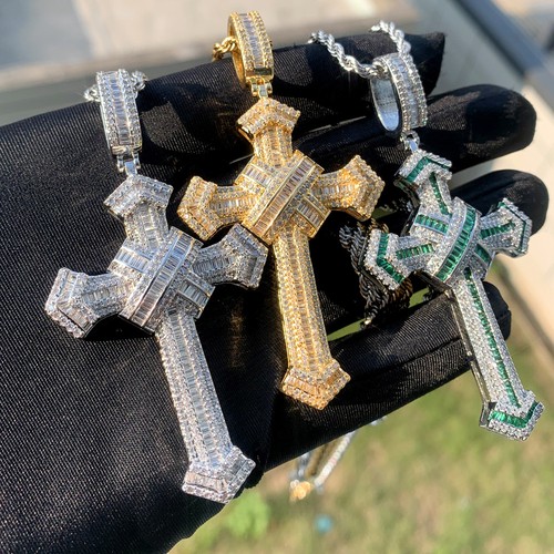 Collana con ciondolo croce zirconi colorati 24 pollici ghiacciati 5A placcati oro hip hop per uomo - Foto 2 di 16