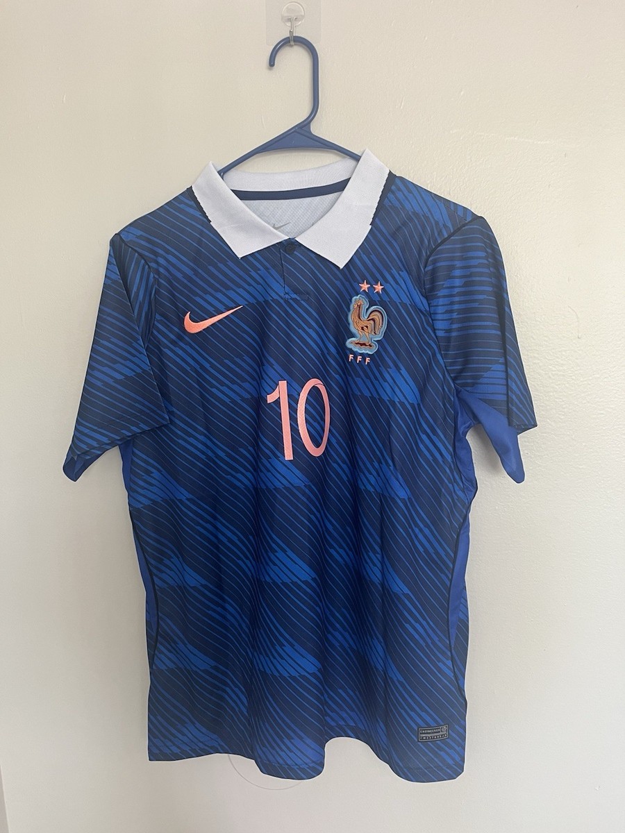Nike FIFA World Cup 2026 Men's France Mbappe #10 Jersey Size Large Nike FIFA World Cup 2026 Men's France Mbappe #10 Jersey Size Large