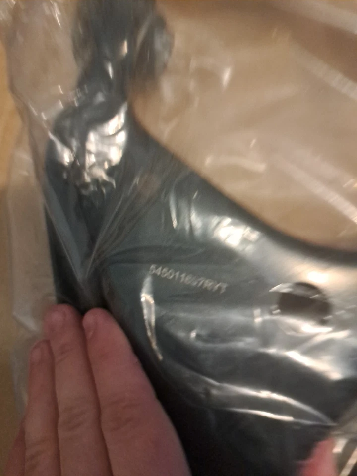 GENUINE DACIA DUSTER LOWER CONTROL ARM FRONT PASSENGER SIDE 545055413R - Image 2 of 4