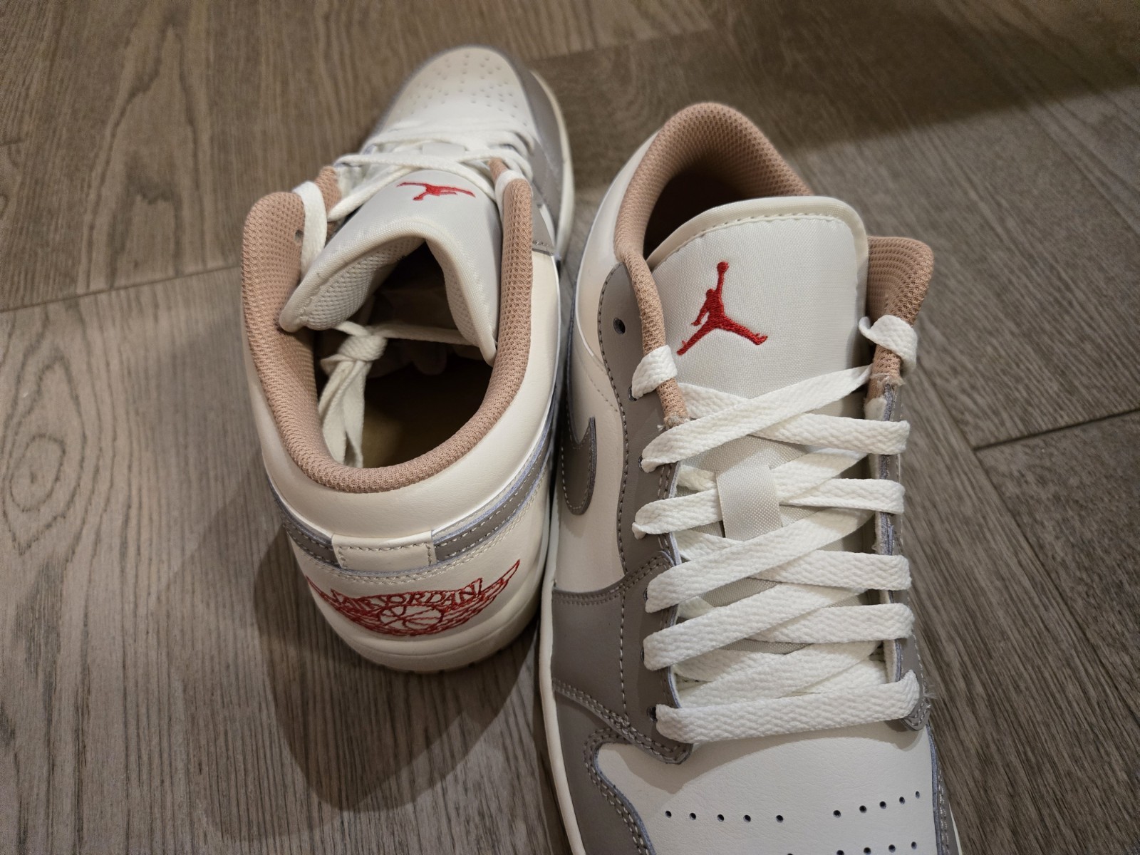 Air Jordan 1 Low Sail/Fire Red-College Grey BRAND NEW Men's Size US 9 thumbnail 7