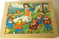 Vintage DISNEY Wooden Blocks 6 Puzzles 6 Sides SNOW WHITE 7 DWARFS