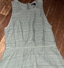 GAP A-Line Dress Size 4 Cotton Eyelet Sleeveless Spring Embroidered Women