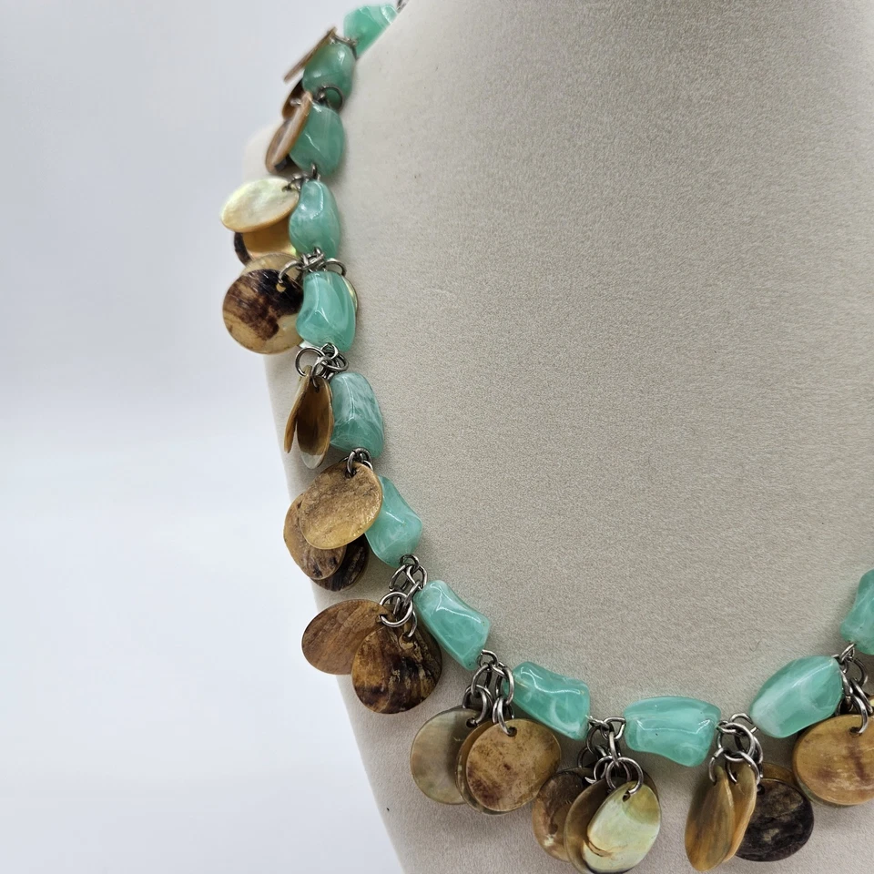 波西米亚声明项链绿色厚珠和棕色贝壳光盘可调节 — 第 2/4 张图片