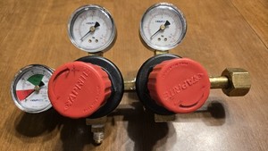 Taprite CO2 Primary Regulator Dual High Pressure Gauge Series 740, 0-1800psi