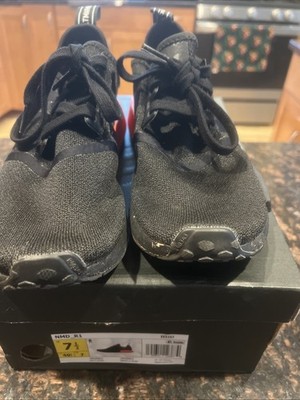 Adidas NMD_R1 Men s Size 7 1/2 Black And Red Used EE5107