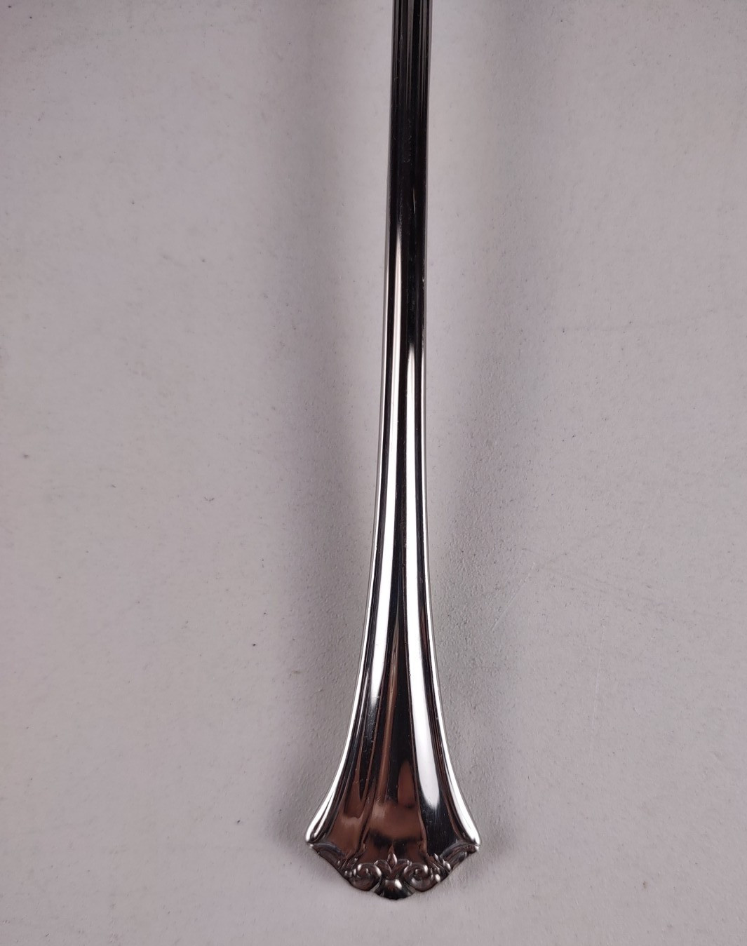 9 ICED TEASPOONS Reed & Barton COUNTRY FRENCH Stainless 18/8 Silverware Flatware
