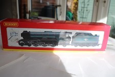 HORNBY 00 GAUGE ex LNER A3 PACIFIC IN BR GREEN LIVERY