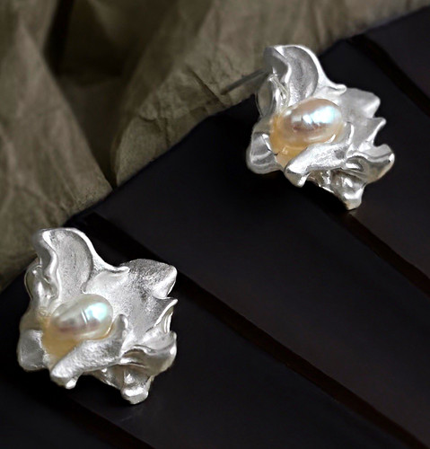 Silver Tone White Baroque Pearl Flower Earrings