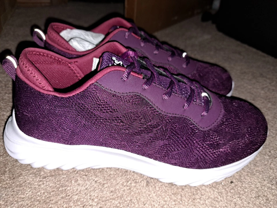 Cheeks Woman's Tennis/Active Shoes * Fit Body Multi Sport * 9 W. Brand New! - Image 3 of 4