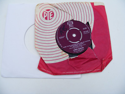Lonnie Donegan   Does Your Chewing Gum Lose It's Flavour  Original 1959  / Aunt 