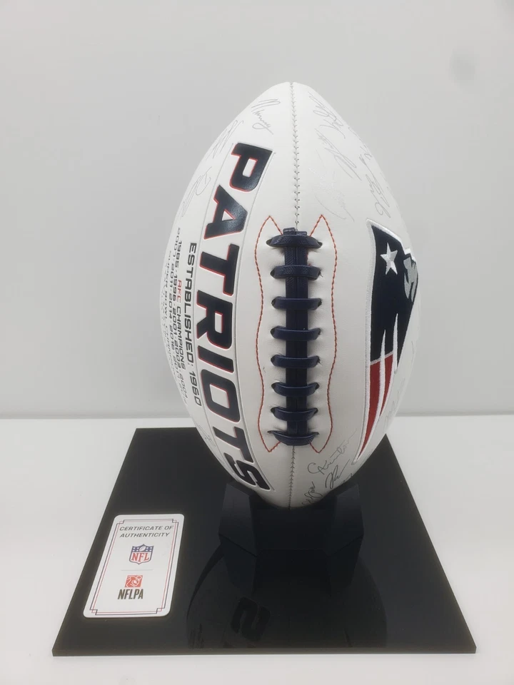 NFL Rawlings 2021 fútbol americano exclusivo con vitrina New England Patriots Foto 2 de 4