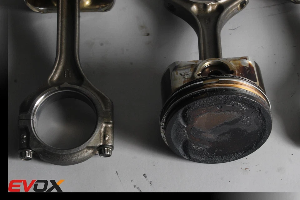 2008-2015 MITSUBISHI LANCER EVOLUTION 10 EVO X OEM Piston & Connecting Rods - Image 2 of 4