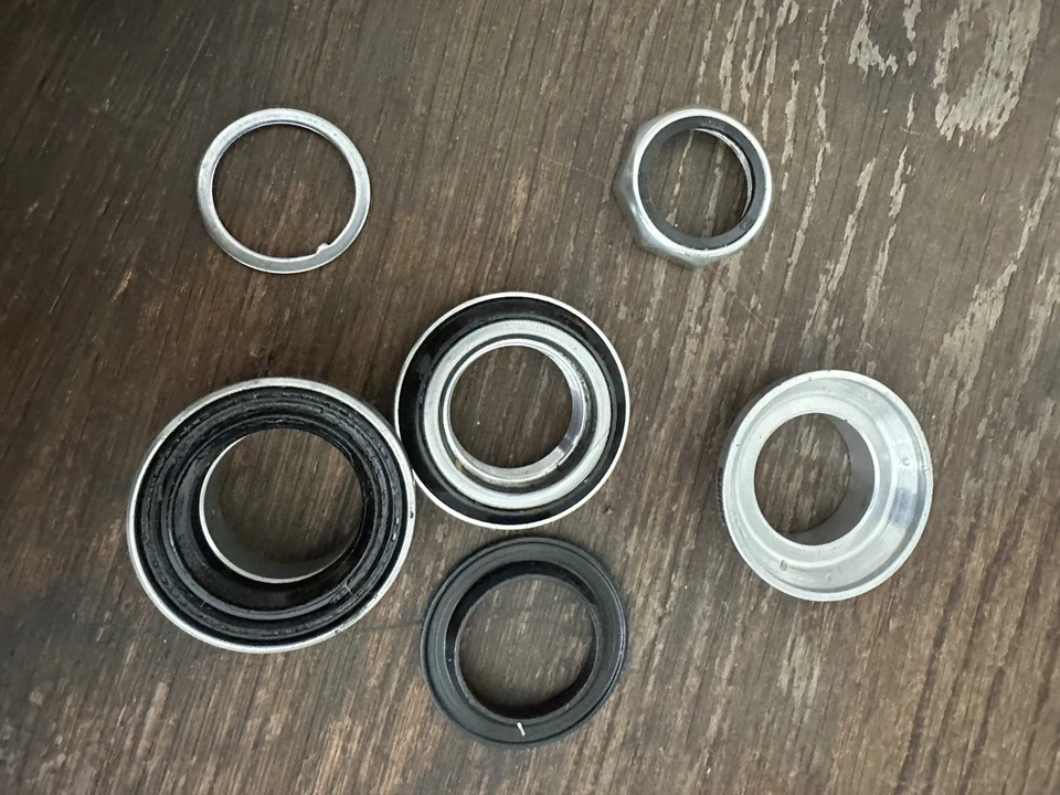 Vintage NOS NEW Shimano 600 Ultegra 1" inch ENGLISH threaded headset HP-6500 - Image 3 of 4