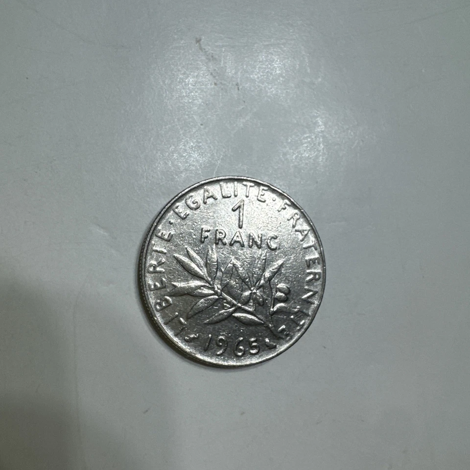 Moeda francesa 1965 1 franco França, vendida como está - Imagem 3 de 4