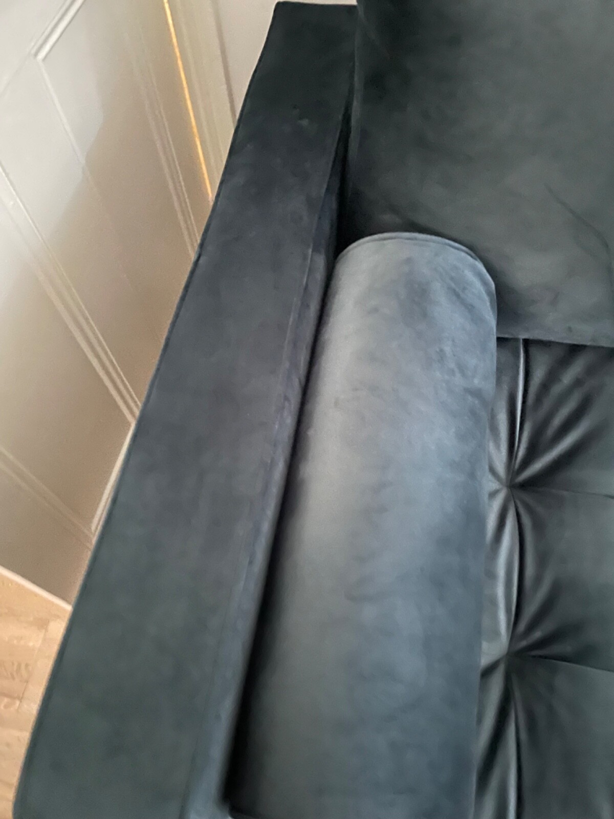 Teal velvet Scott sofa BNNW Purchased from City Sofa last week