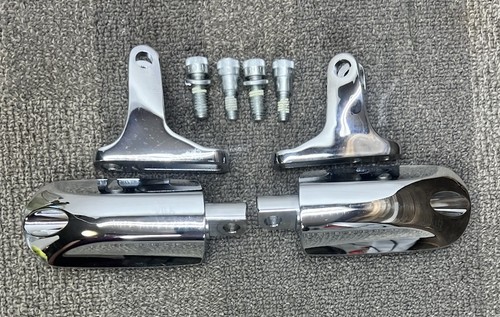 Harley Davidson Road Glide Chrome Streamliner Footpegs Multi Fit Hardware - Foto 7 di 9