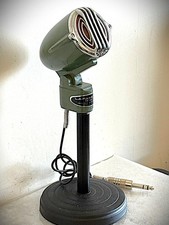 Excellent 1960's Lafayette 99-4512 Crystal Microphone, original element, w/stand