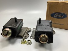 NOS - OEM Left & Right Engine Motor Mounts 19...