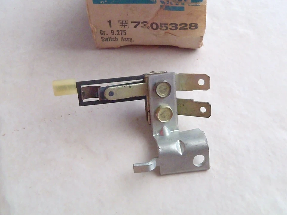 1968 Pontiac GP Bonneville Catalina Executive Safari AC Master Swtch 7305328 NOS - Image 2 of 2