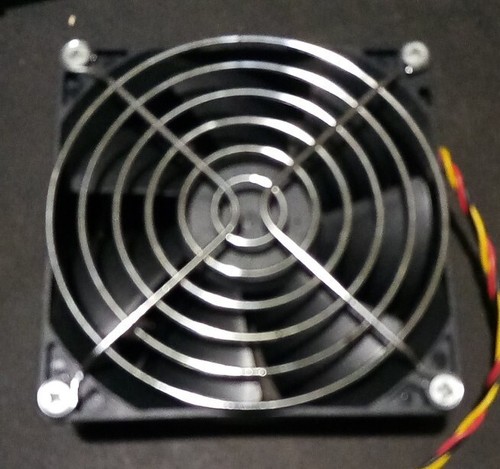 PC Lüfter DC 12V / 0,36A 90x90mm 3-Draht - Bild 2 von 5