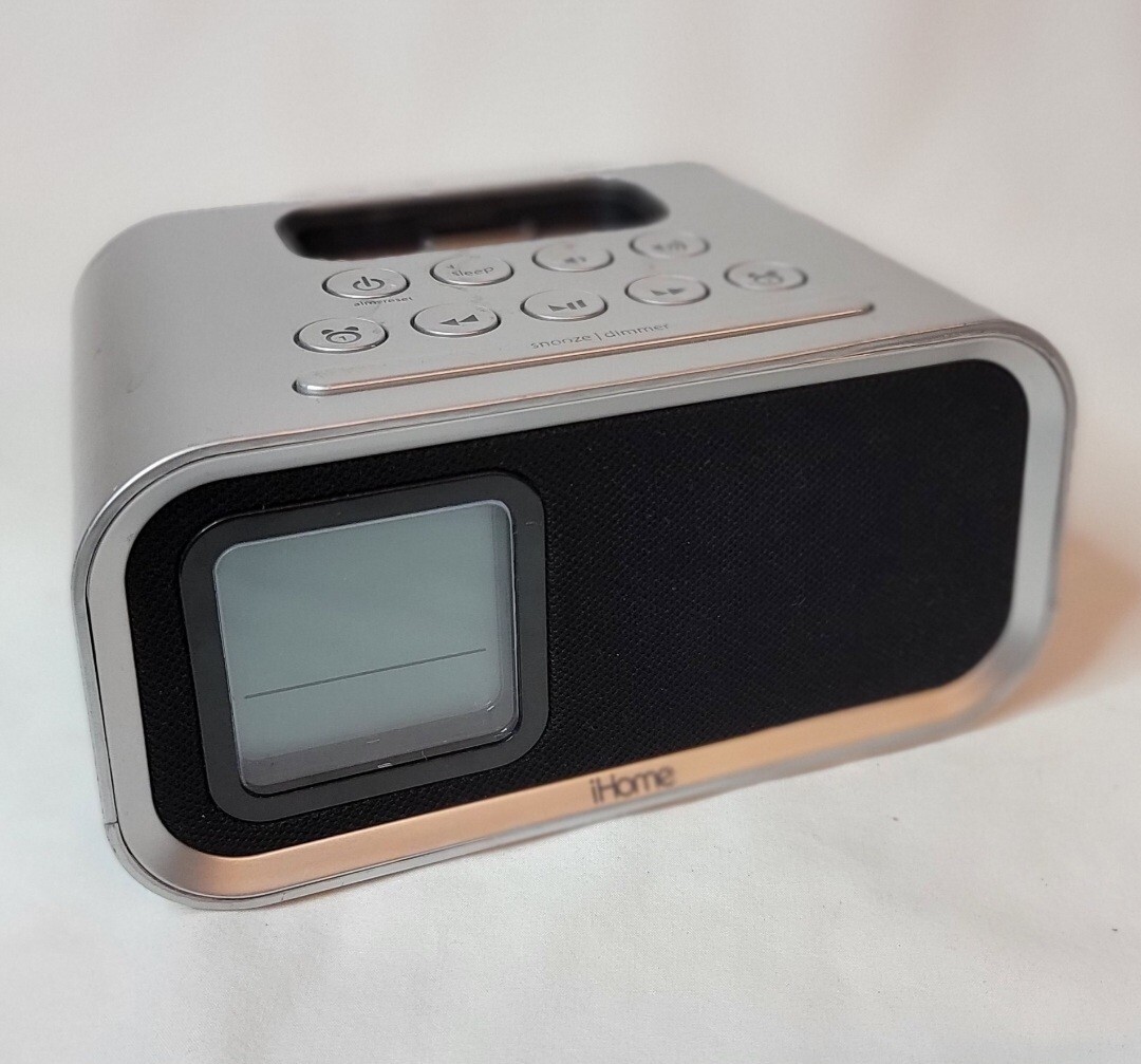 iHome IH22s Alarm Clock Speaker System for Ipod/iPhone 30 Pin Dock