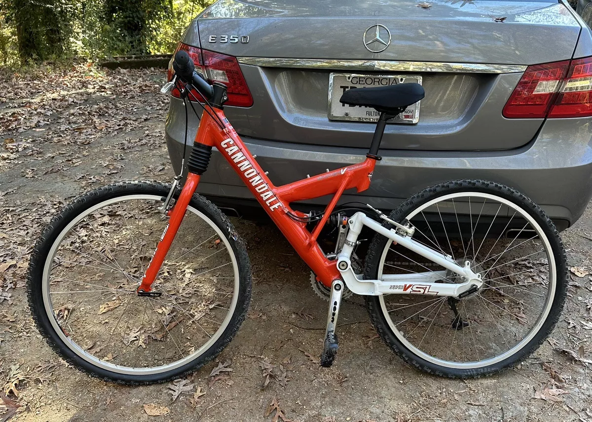 The Cannondale Super V 500 i bicycle Iconic orange The Cannondale Super V 500 i bicycle Iconic orange