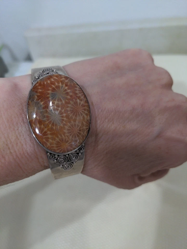 Brazalete Brazalete Brazalete Coral Fósil Vintage Plata de Ley 925 Firmado Sajen Foto 2 de 4