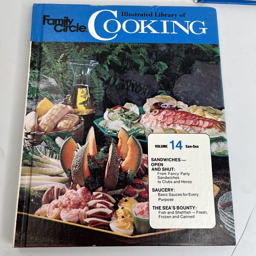 3 Volumes Vintage Hardcover Family Circle Illustrated Library Of Cooking 1970’s - Picture 4 of 5
