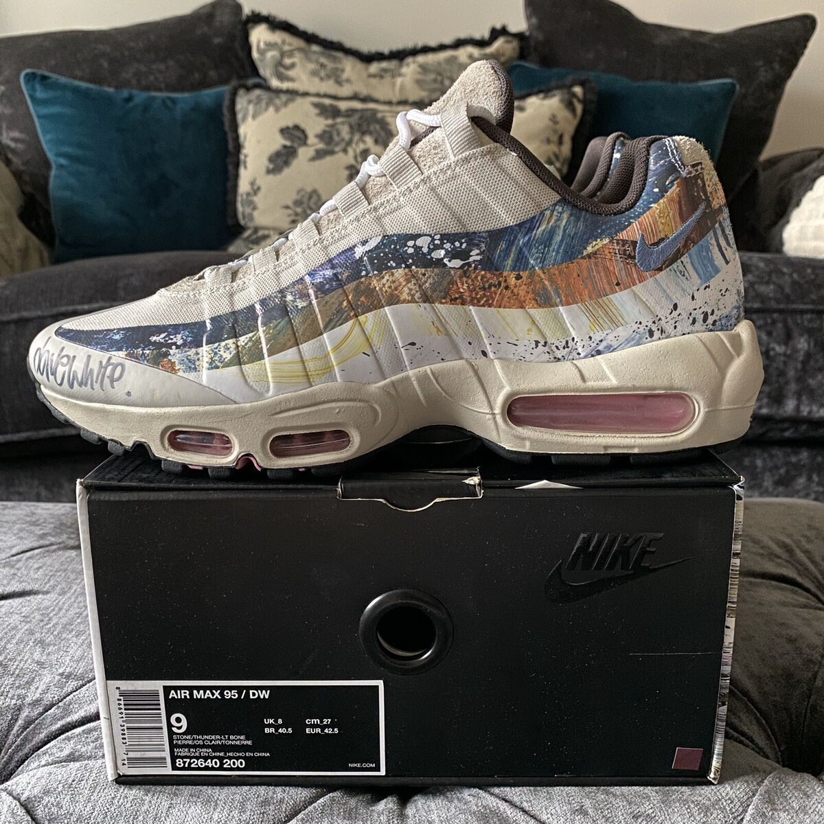 Nike Air Max 95 X Dave White Size “Rabbit” - SIGNED DAVE Nike Air Max 95 X Dave White Size “Rabbit” - SIGNED DAVE