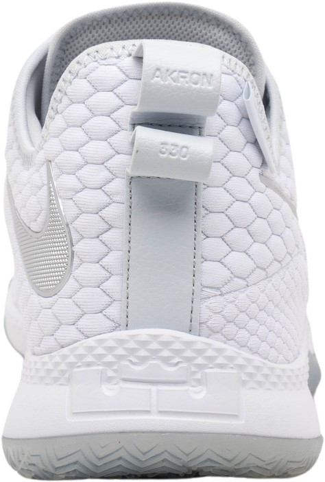 Las mejores ofertas en Nike LeBron Witness 3 White Chrome | eBay