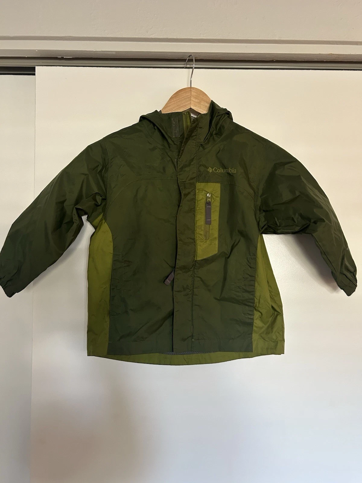 Kids Columbia Rain Jacket Sz 6/7