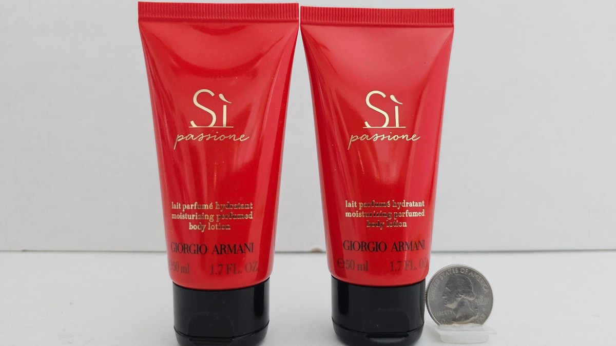 Giorgio Armani Si Passione Moisturizing Perfumed Body Lotion 1.7fl