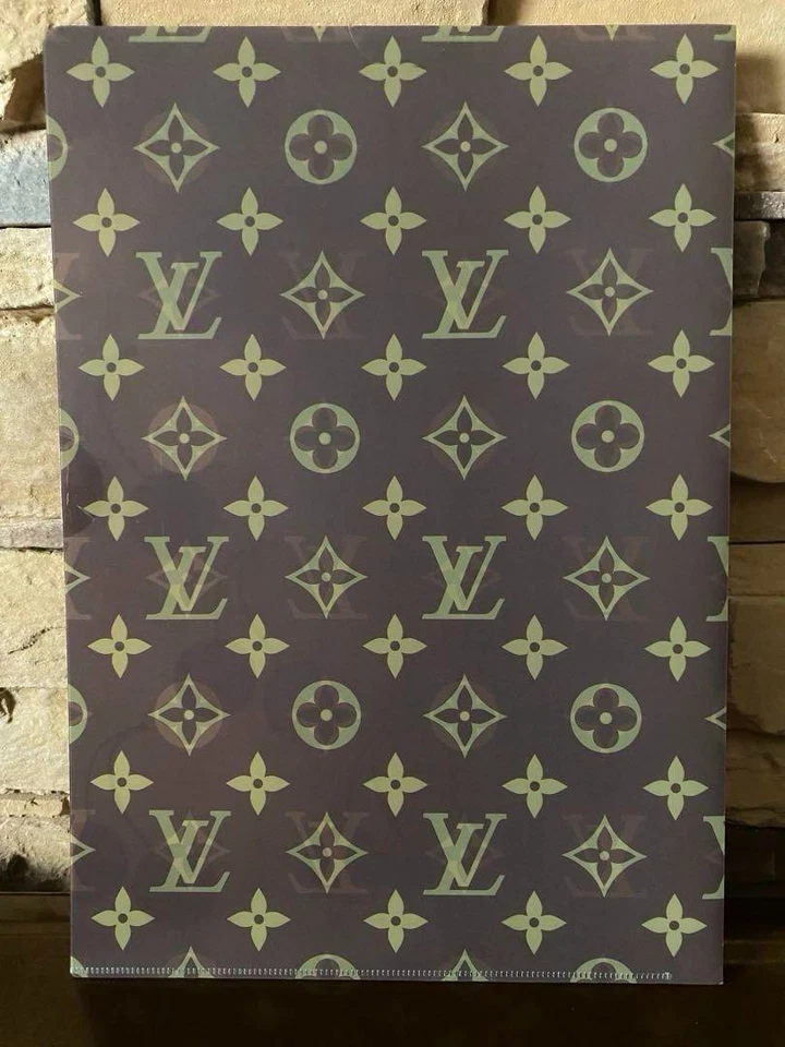 Louis Vuitton Takashi Murakami Colaboración Monograma Archivo Transparente Cereza Sin Usar Foto 2 de 4