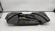 Mercedes-Benz ML W164 2005 Bordwerkzeug Satz Set A1648990614 JKI9808 Mercedes-Benz ML W164 2005 Bordwerkzeug Satz Set A1648990614 JKI9808