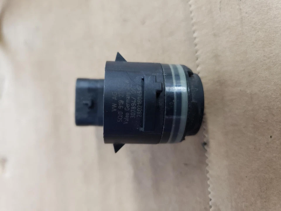 Sensor de asistencia de estacionamiento para parachoques delantero 17 Q7 SOLAMENTE, ID# 5Q0919275CGRU Foto 2 de 4