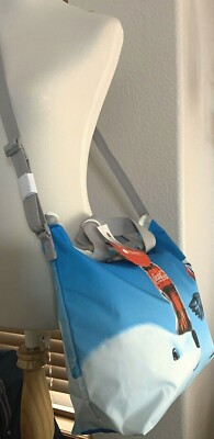 トートバッグ [LeSportsac X Coca-Cola] A Season To Share Easy Carry Tote LeSportsac Coca Cola Collection Easy Carry Tote 