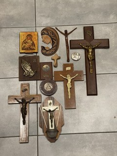 Religious Items Collectable Crucifixes Albrecht Durer Brass Plaque Glasswork