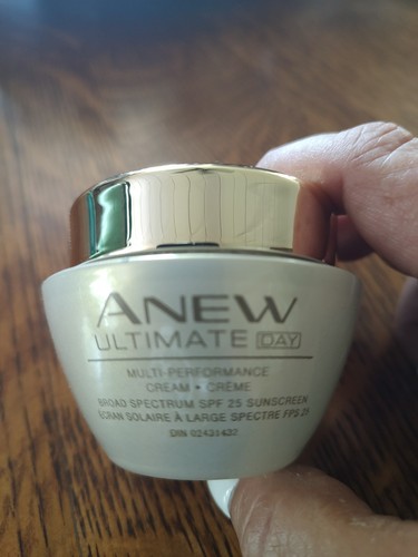 AVON ANEW ULTIMATE DAY MULTI-PERFORMANCE LSF25 SONNENCREME 2,6 OZ/75 G CREME