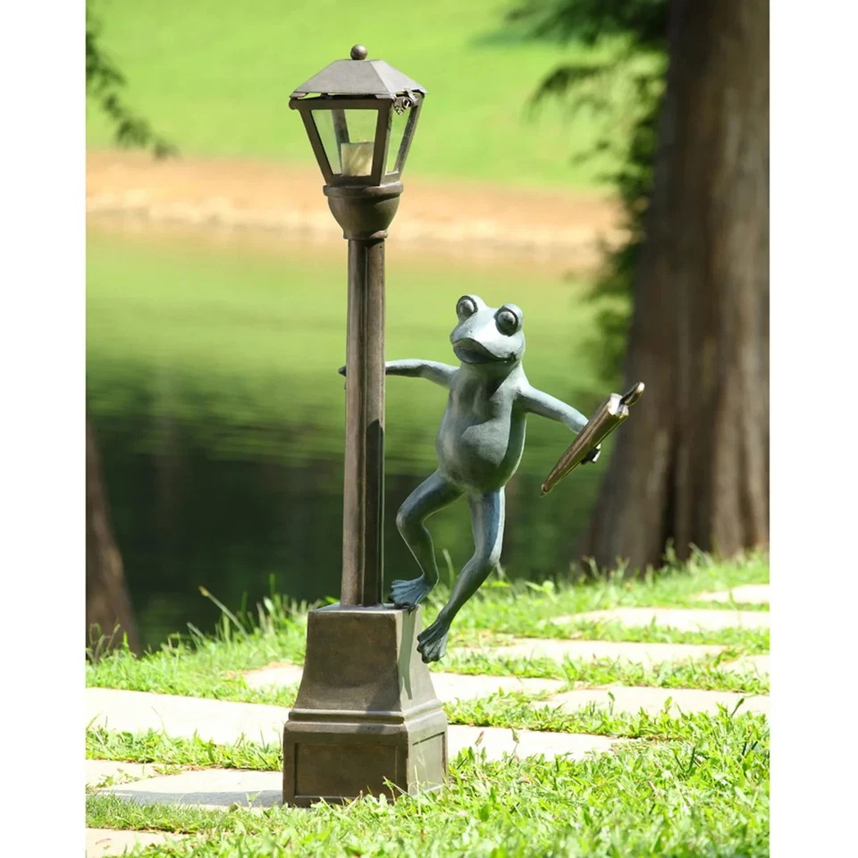Streetlight Frog Garden Lanter Aluminum Glass Home & Garden Decor Collectible - Image 4 of 4
