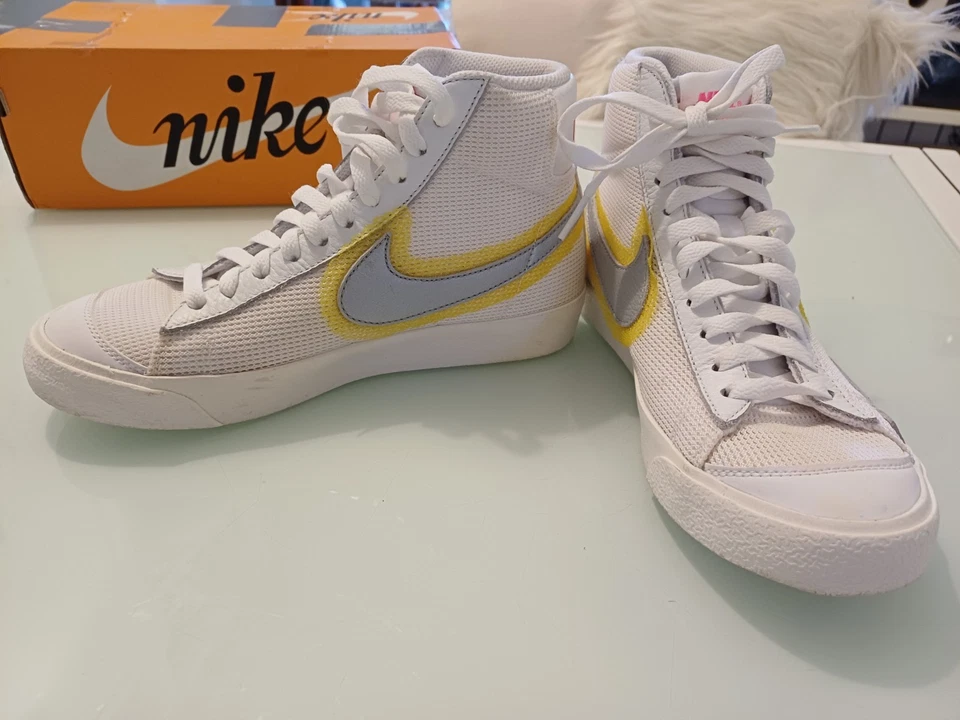 Nike Blazer Mid 77, foto 4 di 5